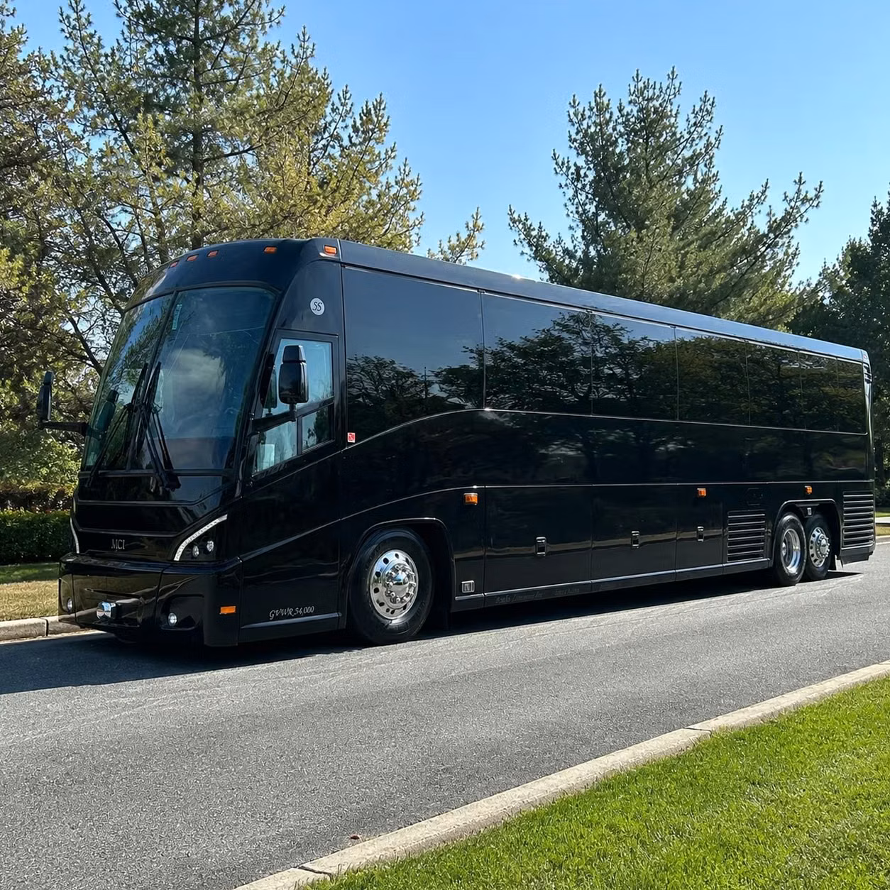 airport and long distance employee transfer shuttles from sterling heights