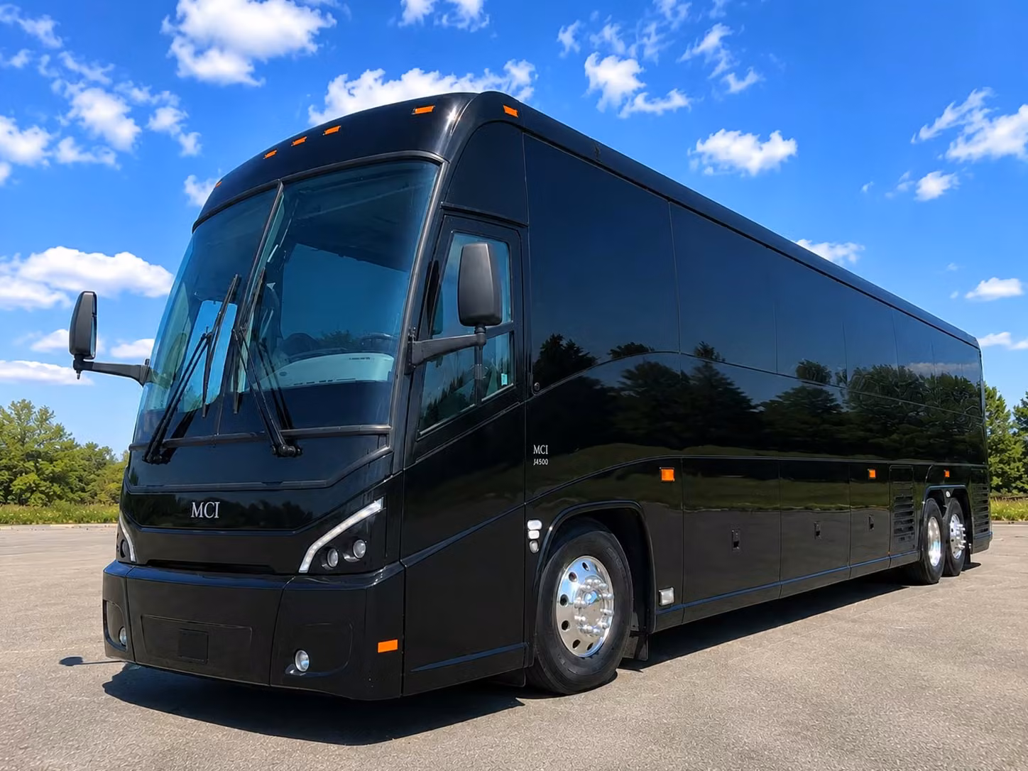 book charter buses for sterling heights school field trips to macomb county destinations
