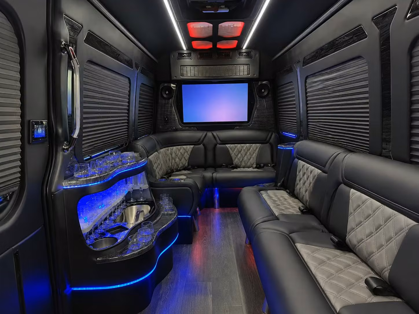school field trip and student group transportation in sterling heights